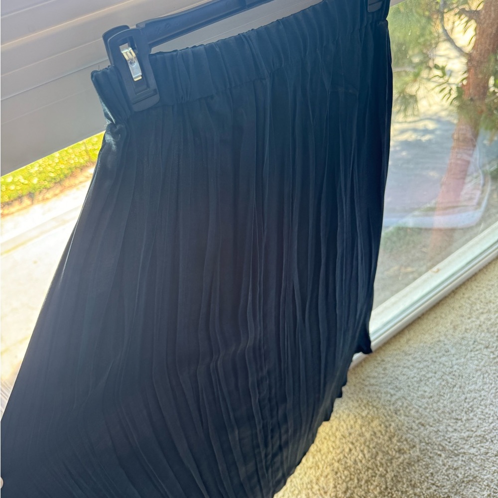 Zara Navy Midi satin-like skirt. NWT